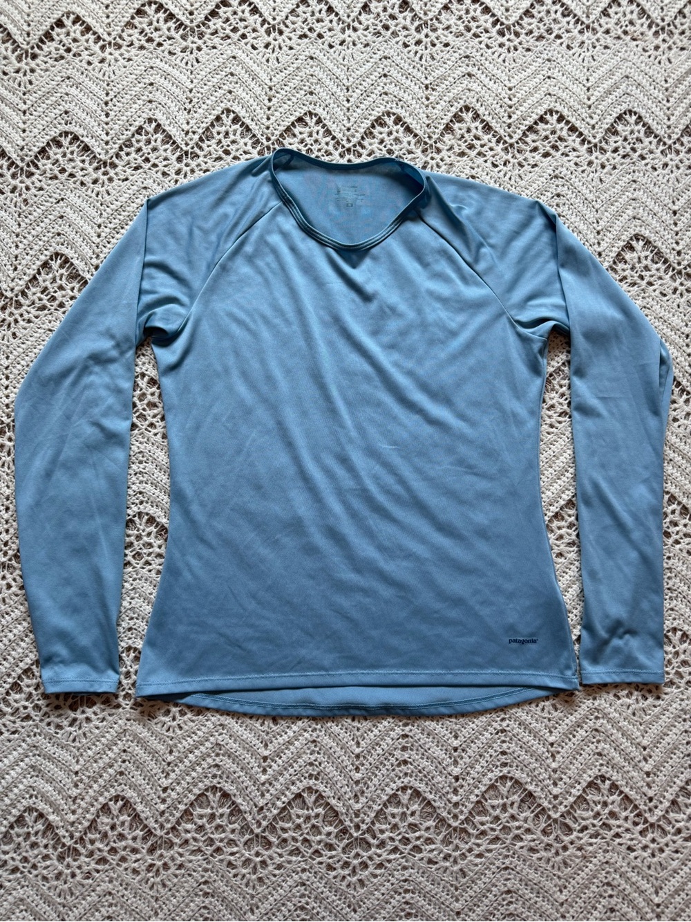 Patagonia Base Layer Women Sky Blue Thin Long Sleeve Size Medium Hiking